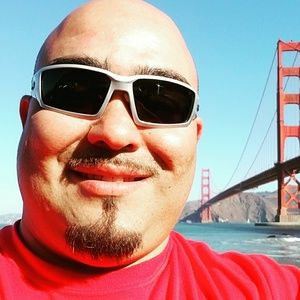 Meet your Posher, Johnathan